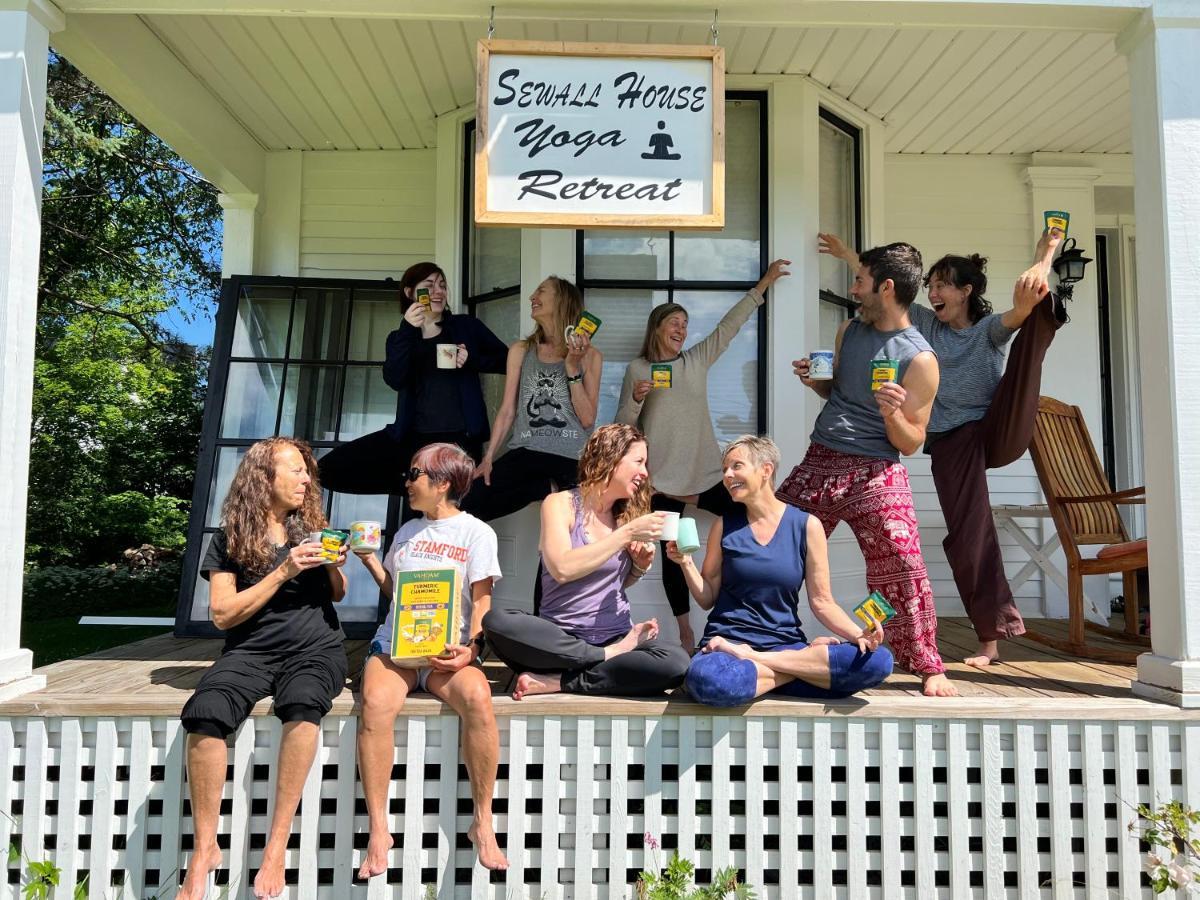 Sewall House Yoga Retreat Island Falls Eksteriør billede